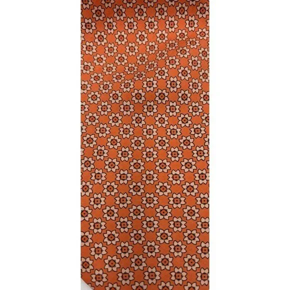 THOMAS PINK MCMXCVIII 100% Floral Silk Necktie Made In England 58" x 3.25" GUC - Picture 2 of 7